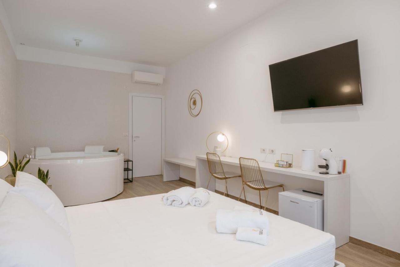Hotel Porta D'Oro Charming House Alguer Exterior foto